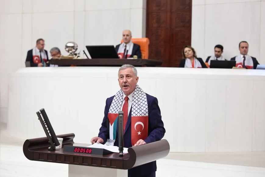 Yeni Yol Partisi Grup Başkanvekili Selçuk Özdağ: “Akademisyenlerin emeklilik yaşını 72’ye çıkarıyoruz”