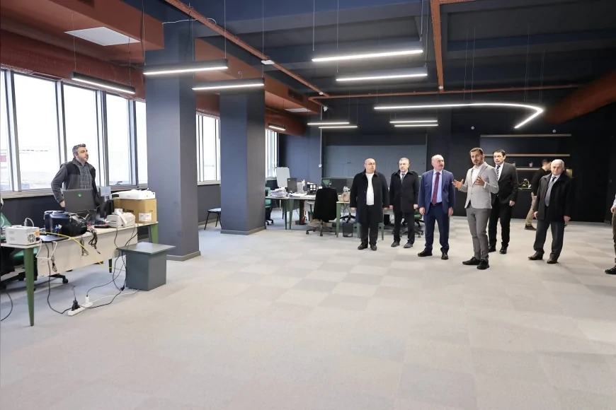 Çorum Valisi Ali Çalgan Çorum OSB’de Faaliyet Gösteren ArGesim Teknoloji AŞ’yi Ziyaret Etti