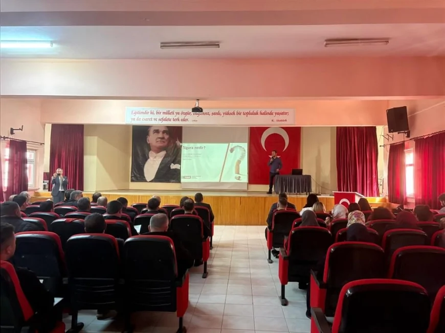 Çorum’da Bağımlılıkla Mücadele İl Ekibi Mecitözü’nde Sahaya İndi