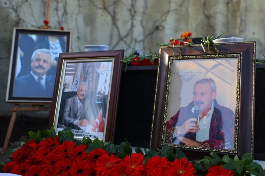 Karabağlar Belediye Kurucu Başkanı Kasım Sıtkı Kürüm Vefatının 3. Yılında Mezarı Başında Anıldı