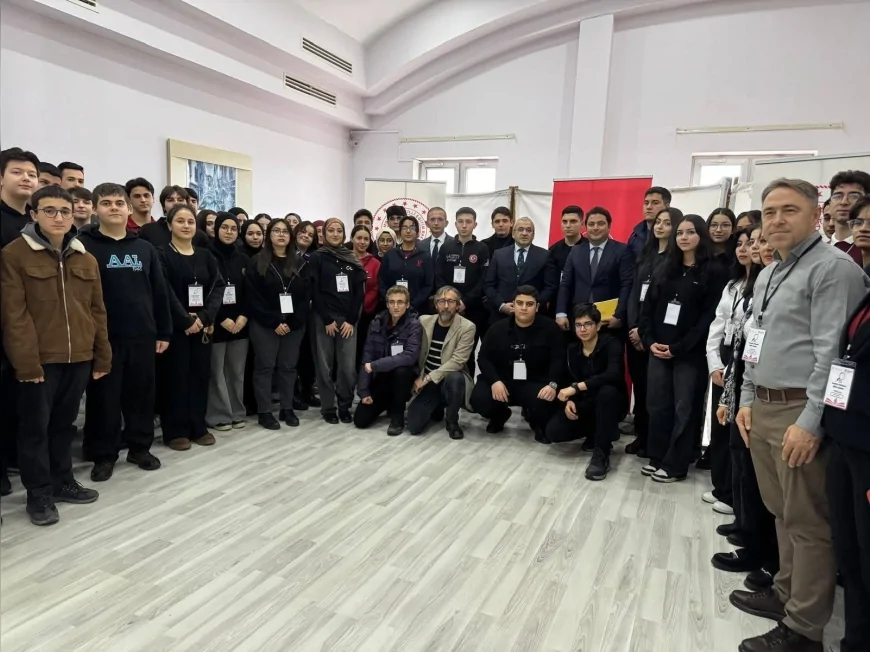 Çorum İl Milli Eğitim Müdürlüğü Gençlerin Gözüyle Eğitim Çalıştayı Düzenledi: 50 Lise Öğrencisi Eğitim Politikalarına Katkı Sundu