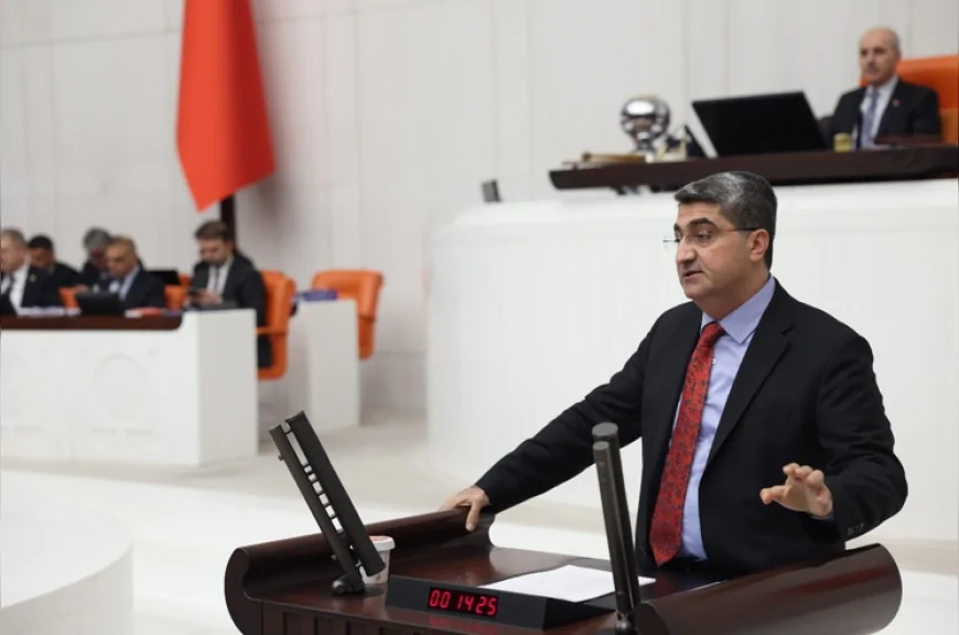 DEVA Partisi Genel Başkan Yardımcısı ve Mersin Milletvekili Mehmet Emin Ekmen: “Yetkili servislere çeki düzen verilmeli”