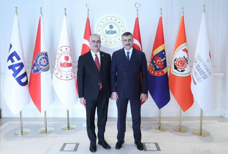 AK Parti Çorum Milletvekili Yusuf Ahlatcı İçişleri Bakanı Mustafa Çiftçi’yi Ziyaret Etti