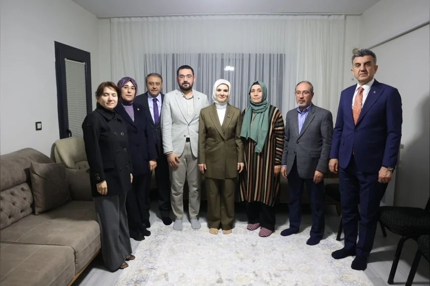 Aile ve Sosyal Hizmetler Bakanı Mahinur Özdemir Göktaş: “Gençlerimizin de yaşı gelmiş bir gelsinler çayınızı içsinler”