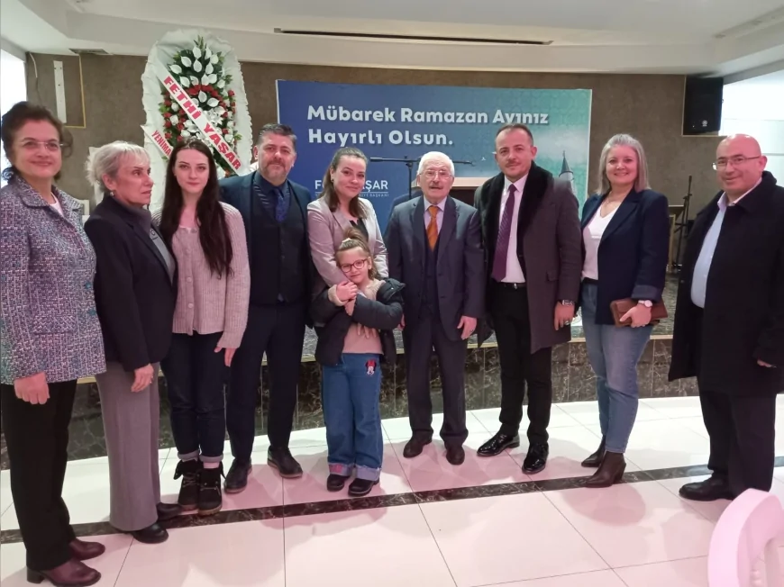 Ankara Meclisi Anadolu Birliği Genel Başkanı Mehmet Akyol:'' Anadolu'yu yeniden İmar ve ihya etme gayesiyle aynı sofrada buluştuk