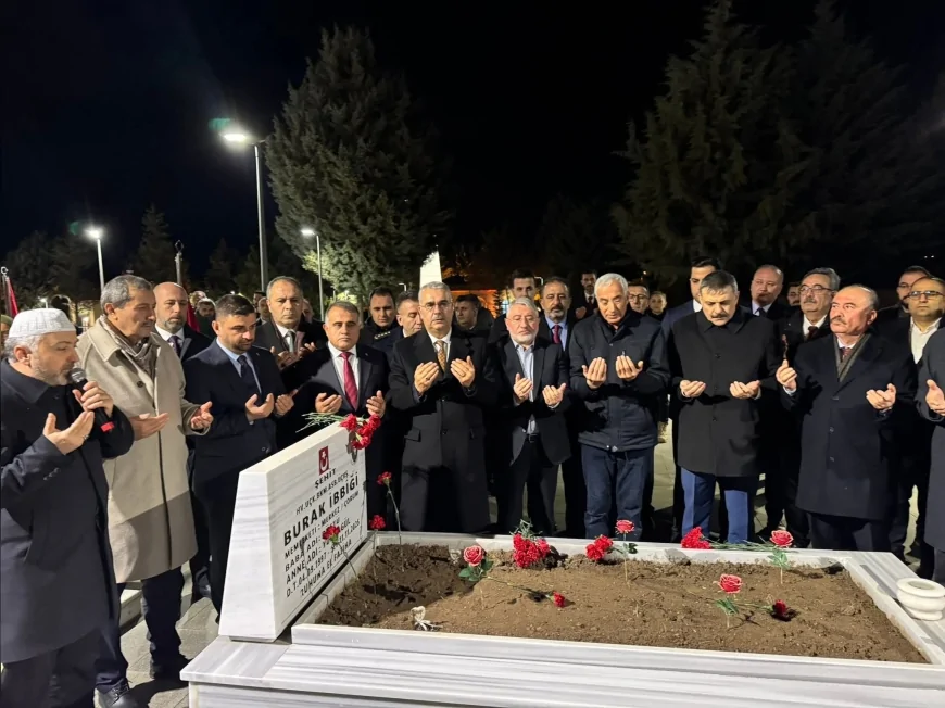 İçişleri Bakanı Mustafa Çiftçi Çorum’da Şehitlik ve Akşemsettin Camii Ziyaretleriyle Hemşehrilerle Buluştu