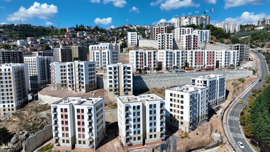 Çevre, Şehircilik ve İklim Değişikliği Bakanı Murat Kurum: “Cedit Mahallesi’nde kentsel dönüşümde sona geldik”