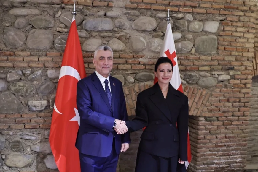 TİCARET BAKANI PROF. DR. ÖMER BOLAT: “ORTAK VİZYONUMUZ TİCARETİ KOLAYLAŞTIRMAK VE ORTA KORİDOR’U GÜÇLENDİRMEK”