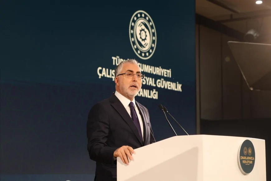 Çalışma ve Sosyal Güvenlik Bakanı Prof. Dr. Vedat Işıkhan: “İşsizlik oranı 33 aydır tekli hanelerde seyrediyor”