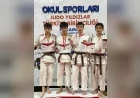 KARAMAN’DAKİ OKUL SPORLARI JUDO TÜRKİYE ŞAMPİYONASI’NDA MANİSALI SPORCULAR 10 MADALYA KAZANDI