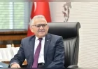 KAYSERİ BÜYÜKŞEHİR BELEDİYE BAŞKANI DR. MEMDUH BÜYÜKKILIÇ: “ÖNCE İNSAN, ÖNCE SAĞLIK DİYEN YILMAZ, YORULMAZ NEFERLERİMİZİN TIP BAYRAMI KUTLU OLSUN”