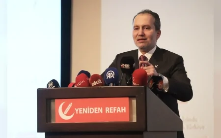 Yeniden Refah Partisi Genel Başkanı Dr. Fatih Erbakan: “Erbakan Hocamızın Öngörüleri Bir Bir Gerçek Oluyor”