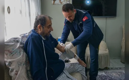 BURSA BÜYÜKŞEHİR BELEDİYESİ RAMAZAN’DA EVDE BAKIM VE TEMİZLİK HİZMETLERİNİ SÜRDÜRÜYOR