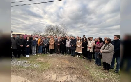 CHP Doğa Hakları ve Çevre Politikalarından Sorumlu Genel Başkan Yardımcısı Evrim Rızvanoğlu: “Kartepe'yi Kansertepe, İzmit'i Kanserovası yaptırmayacağız”
