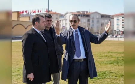 ETİMESGUT BELEDİYE BAŞKANI ERDAL BEŞİKCİOĞLU: “MODERN VE YAŞANABİLİR BİR ETİMESGUT İÇİN DURMADAN ÇALIŞIYORUZ”