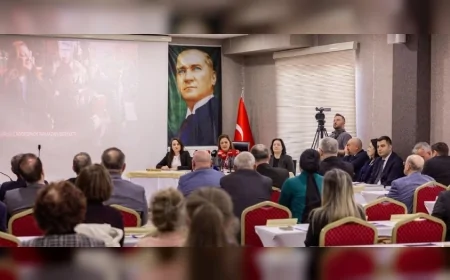 AFYONKARAHİSAR BELEDİYE BAŞKANI BURCU KÖKSAL: “RAMAZAN BOYUNCA HER GÜN YAKLAŞIK 10 BİN KİŞİYE İFTAR YEMEĞİ ULAŞTIRIYORUZ”