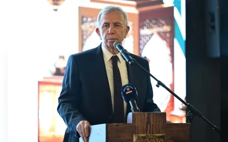 ANKARA BÜYÜKŞEHİR BELEDİYE BAŞKANI MANSUR YAVAŞ PURSAKLAR İFTARINDA: “TEHDİT KARŞISINDA BİRLİK OLMAK BU MİLLETİN EN BÜYÜK GÜCÜDÜR”