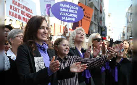 Karşıyaka Belediye Başkanı Yıldız Ünsal: “Eşit ve adil bir gelecek için sesimizi birlikte yükseltelim”