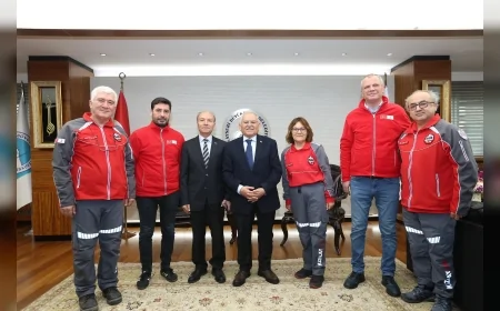 KAYSERİ BÜYÜKŞEHİR BELEDİYE BAŞKANI DR. MEMDUH BÜYÜKKILIÇ: “ORTAK AKIL VE İŞ BİRLİĞİYLE ŞEHRİMİZİ GELECEĞE TAŞIYORUZ