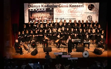 Çorum’da “Sahnenin Sultanları” Konseri 8 Mart Öncesi Türkülerle Kadınların Sesini Sahneye Taşıdı