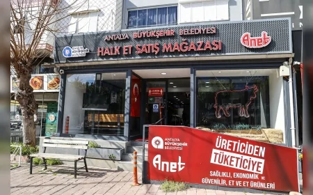 ANTALYA BÜYÜKŞEHİR BELEDİYESİ HALK ET PROJESİ RAMAZAN AYINDA DA VATANDAŞLARIN YOĞUN İLGİSİNİ GÖRÜYOR