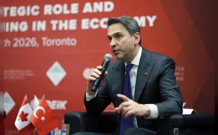 Enerji ve Tabii Kaynaklar Bakanı Alparslan Bayraktar: “Son 5 yılda güneş ve rüzgâr kurulu gücümüzü ikiye katladık”