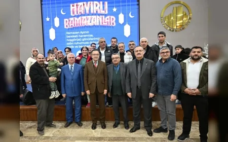 Altındağ Belediye Başkanı Dr. Veysel Tiryaki Karapürçek Mahallesi sakinleriyle iftar sofrasında buluştu