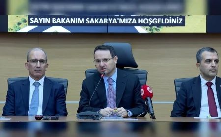 Adalet Bakanı Akın Gürlek Sakarya’da yargı mensuplarıyla buluştu: “Atlamalı temyiz modelini hayata geçirmek istiyoruz”