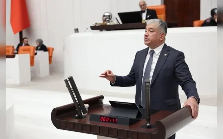 DEVA Partisi Genel Başkan Yardımcısı Sadullah Kısacık: “Faiz düşerken esnafın kredi faizi düşmüyor”