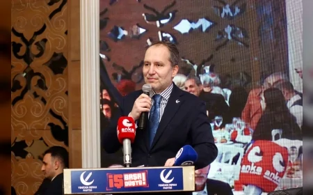 Yeniden Refah Partisi Genel Başkanı Dr. Fatih Erbakan: “Her Gün 160-170 Milyon Dolar Faize Ödeniyor Buna Can Dayanır mı”