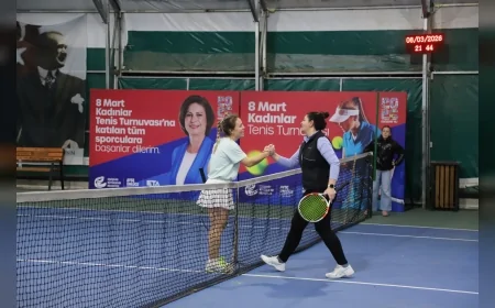 ESKİŞEHİR’DE 8 MART KADINLAR TENİS TURNUVASI FİNAL KARŞILAŞMALARI VE ÖDÜL TÖRENİYLE TAMAMLANDI