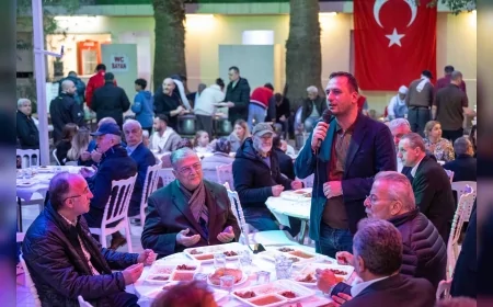 Bornova Belediye Başkanı Ömer Eşki Makedonya Göçmenlerinin Geleneksel İftar Buluşmasına Katıldı