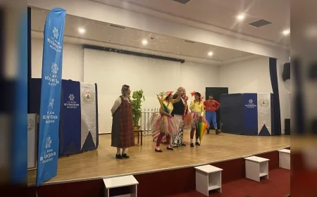 Aydın Büyükşehir Belediye Başkanı Özlem Çerçioğlu çocukları tiyatronun büyülü dünyasıyla buluşturuyor