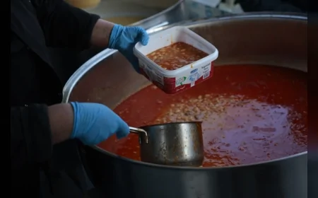 Konak Belediye Başkanı Nilüfer Çınarlı Mutlu: “Ramazan’ın bereketini ve kardeşlik ruhunu paylaşarak çoğaltıyoruz”