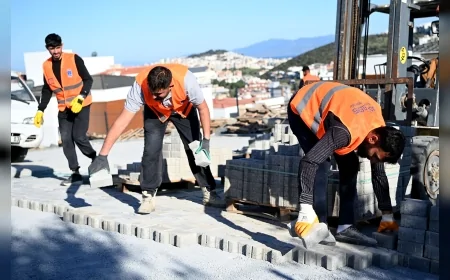 KUŞADASI BELEDİYESİ DEĞİRMENDERE MAHALLESİ’NDE YOL YENİLEME ÇALIŞMALARINI SÜRDÜRÜYOR