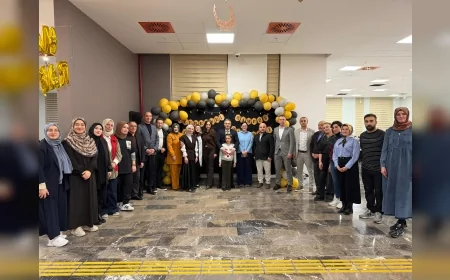 GENÇLİK VE SPOR İL MÜDÜRÜ MUSTAFA DEMİRKIRAN: “KAMPÜS İFTARLARI GENÇLERİN DAYANIŞMASINI GÜÇLENDİRİYOR”