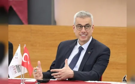 Prof. Dr. Kemal Memişoğlu: “Türkiye büyük bir değerini, bir tarih dâhisini yitirdi”