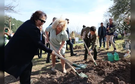 Marmaris Belediye Başkanı Acar Ünlü: “Zeytin fidanları Marmaris ile Fürth arasındaki dostluğun yaşayan simgesi olacak”