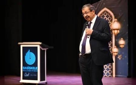 Başiskele Belediyesi Ramazan Etkinliklerinde Yazar Hayati İnanç Vatandaşlarla Buluştu