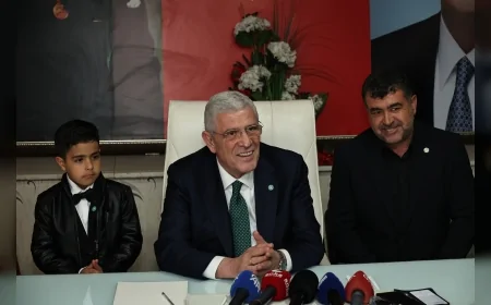 İYİ Parti Genel Başkanı Müsavat Dervişoğlu: “Sessiz tanıklarımızın ruhlarını incitecek bir yolculuğa izin verilmemeli”