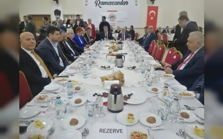 ANKARA’DA TERÖRSÜZ TÜRKİYE PLATFORMU İFTAR PROGRAMINDA SİYASET VE SİVİL TOPLUM BİR ARAYA GELDİ