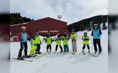 Ordu Büyükşehir Belediyesi ile Ordu Kayak Spor Kulübü arasında imzalanan protokol gençleri kayak sporuna kazandırmayı hedefliyor!