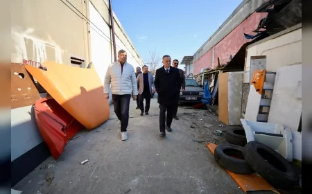 YUNUSEMRE BELEDİYE BAŞKANI SEMİH BALABAN KÜÇÜK SANAYİ SİTESİ ESNAFININ SORUNLARINI YERİNDE DİNLEDİ