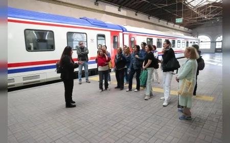 KONAK BELEDİYE BAŞKANI NİLÜFER ÇINARLI MUTLU: “KENTLİLİK BİLİNCİ KENTİNİ TANIMAKLA BAŞLIYOR”