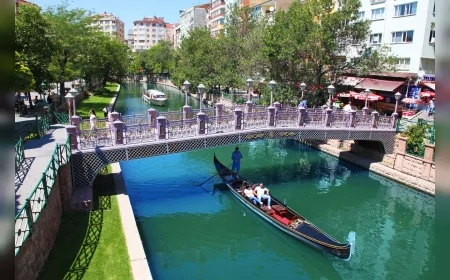 Eskişehir Büyükşehir Belediyesi Bayram Öncesi Kent Genelinde Kapsamlı Hizmet Planını Açıkladı