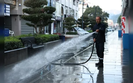 Marmaris Belediyesi Ramazan Bayramı Öncesi İlçe Genelinde Temizlik ve Bakım Çalışmalarını Hızlandırdı
