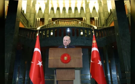 CUMHURBAŞKANI RECEP TAYYİP ERDOĞAN: “BÖLGEMİZDE İSRAİL’İN KOÇBAŞLIĞINI ÜSTLENDİĞİ YIKICI BİR SAVAŞ YAŞANIYOR”