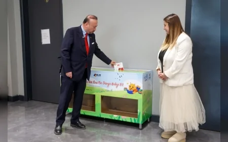 Uşak Belediye Başkanı Özkan Yalım: “Çocuklarımızın geleceğini aydınlatmak için kitap bağışına destek olalım”