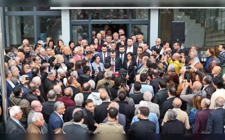 CHP ADANA İL BAŞKANI ANIL TANBUROĞLU: “CUMHURİYETİ AYAKTA TUTMA MÜCADELESİ VERİYORUZ”