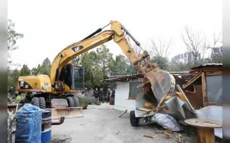 BURSA NİLÜFER’DE PARK VE ORMAN ARAZİLERİNDEKİ KAÇAK BARAKALAR YIKILDI!